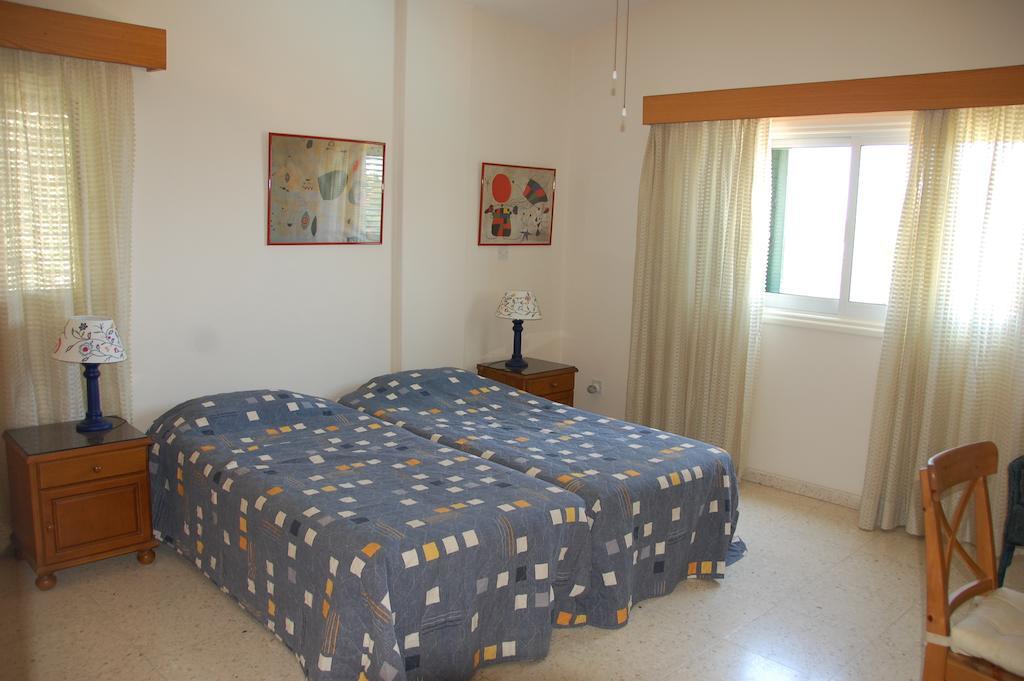 Villa Chrysanthia Polis ห้อง รูปภาพ